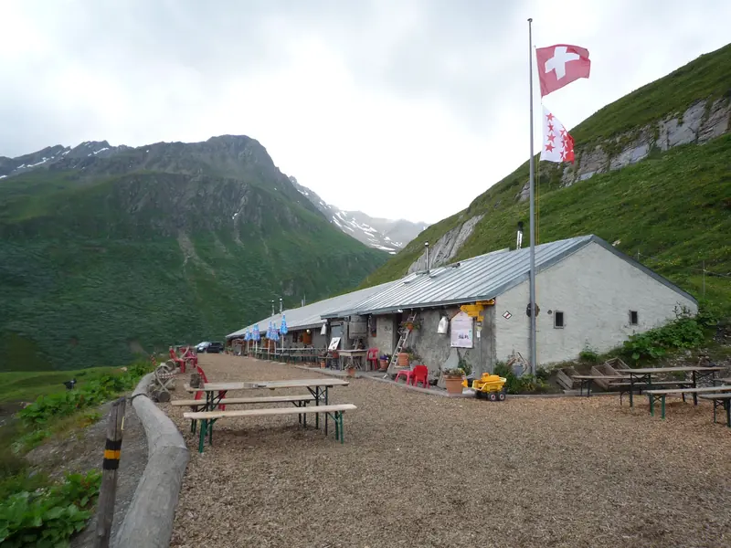 Un refuge sous le drapeau suisse